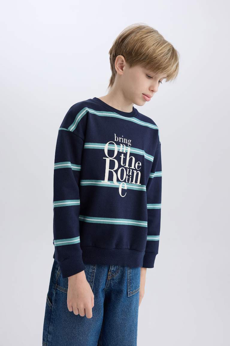 Boy Oversize Fit Crew Neck Printed Sweatshirt