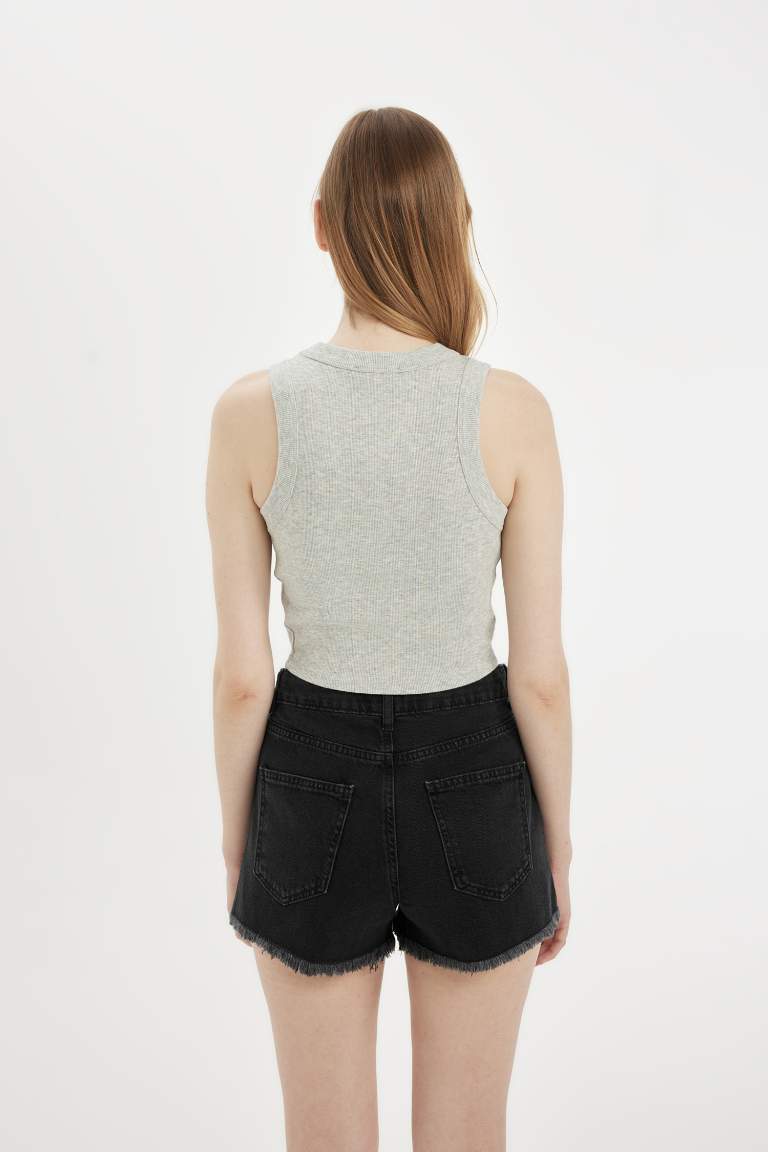 Slim Fit Camisole Crew Neck Tank Top