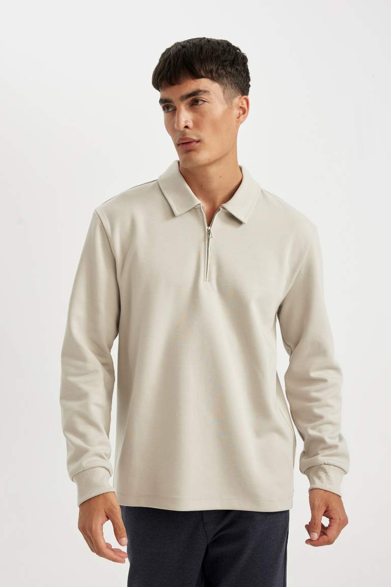 Sweatshirt Basique à Col Polo zippé Coupe Régulière