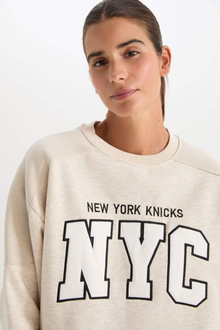 Sweat-shirt Oversize à Col rond et manches longues NBA NY Knicks de DeFacto Fit