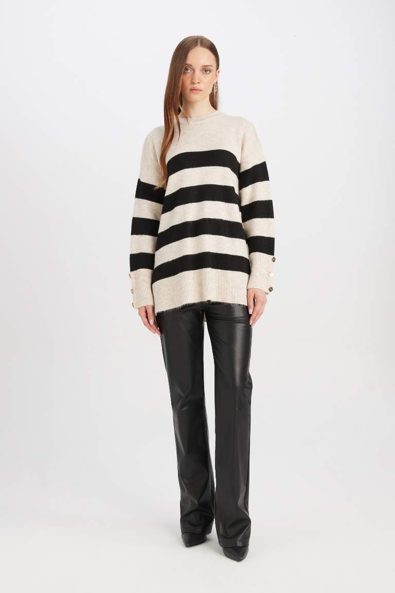 Regular Fit Crew Neck Buttoned Striped Knitted Pullover