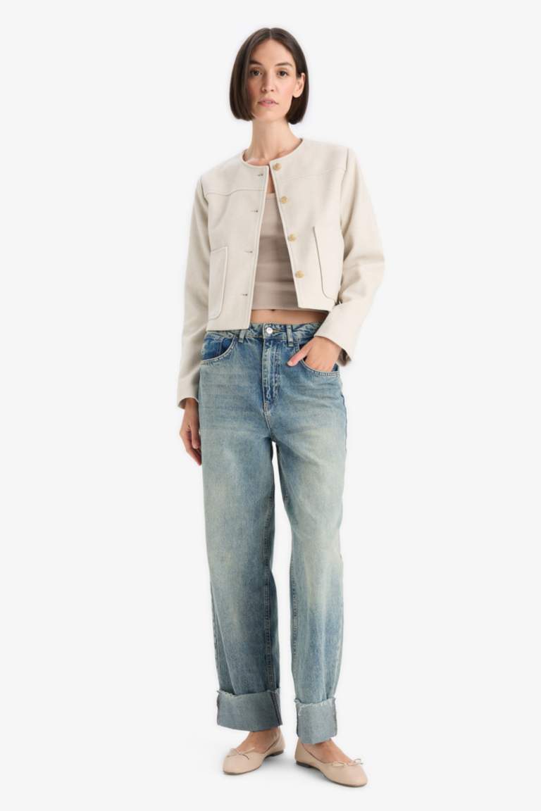 Veste blazer courte à col rond Coupe cropped