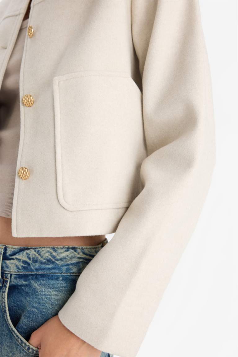 Veste blazer courte à col rond Coupe cropped