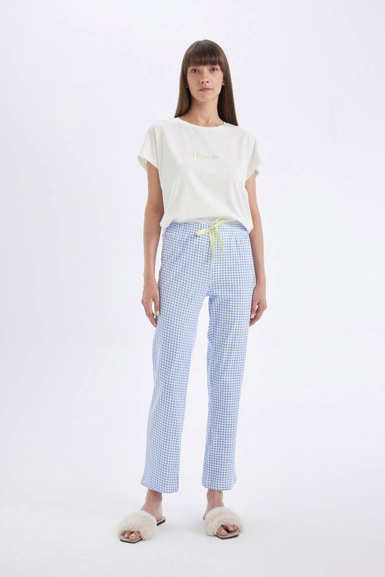 Fall in Love Pijama Takımı Regular Fit Bisiklet Yaka Baskılı Kısa Kollu Üst Desenli Beli Lastikli Alt
