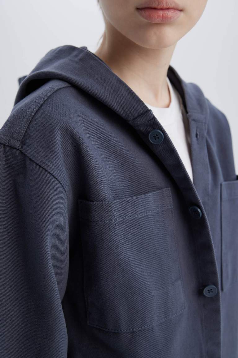 Chemise oversize en gabardine à capuche pour garçon