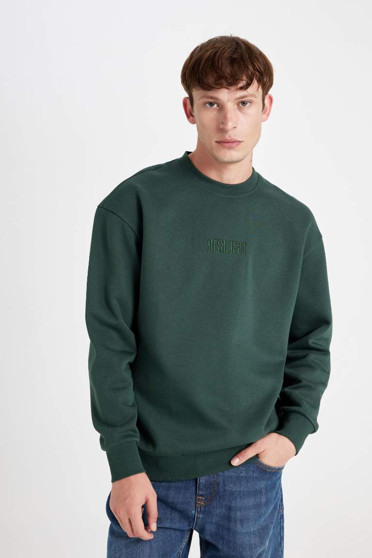 Sweatshirt à col rond et Coupe Boxy