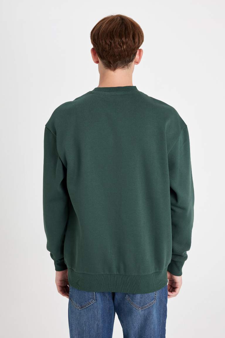 Sweatshirt à col rond et Coupe Boxy