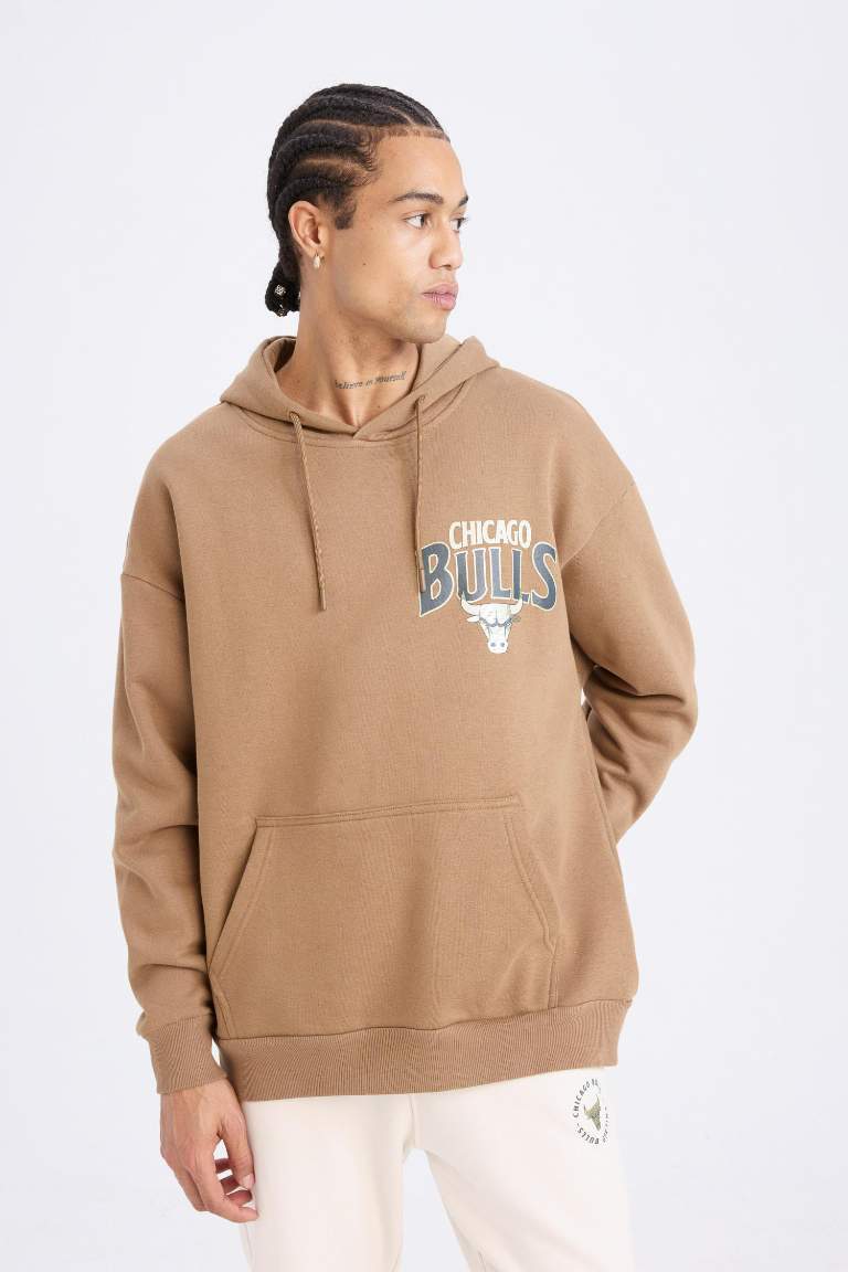 DeFactoFit NBA Chicago Bulls Oversize Geniş Kalıp Kapüşonlu Sırt Baskılı Kalın Sweatshirt