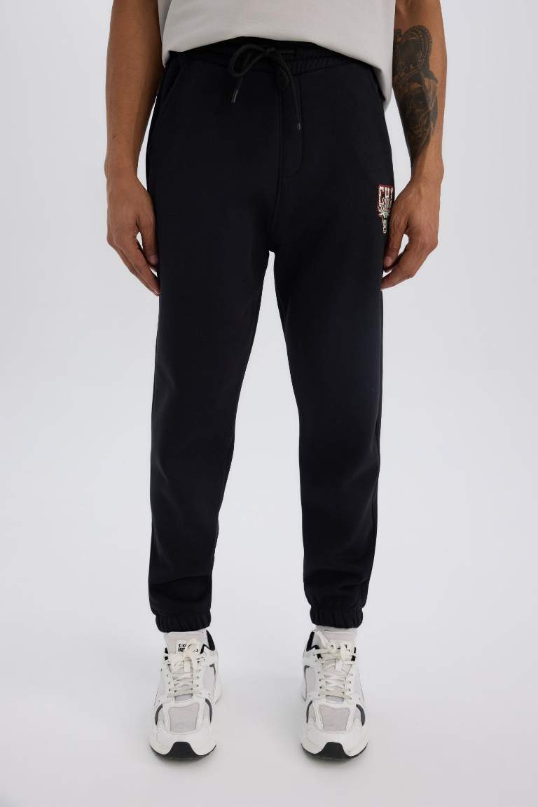 DeFactoFit Kalın Jogger Eşofman Altı NBA Chicago Bulls Standart Fit Cepli Beli Bağcıklı Lastikli Paça