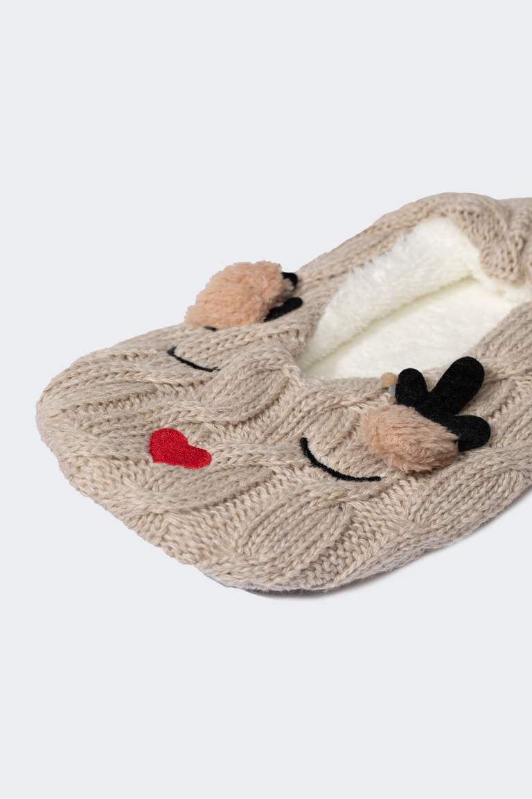 Woman Flat Sole Slippers