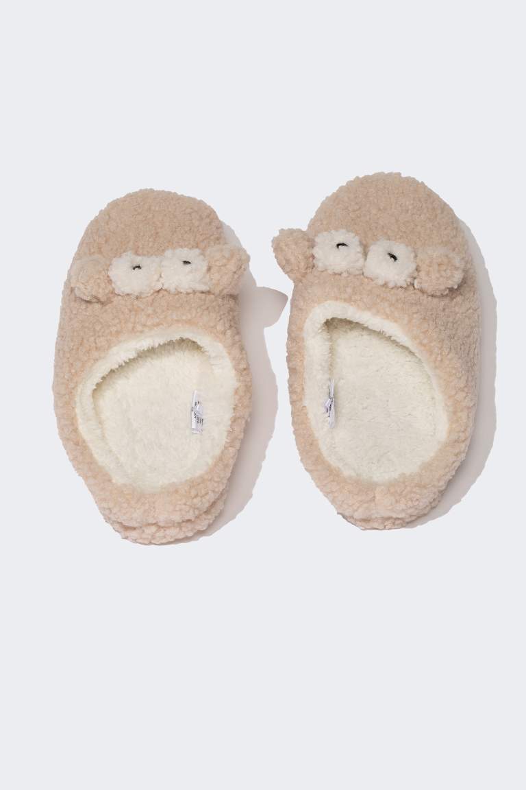 Woman Flat Sole Home Slipper