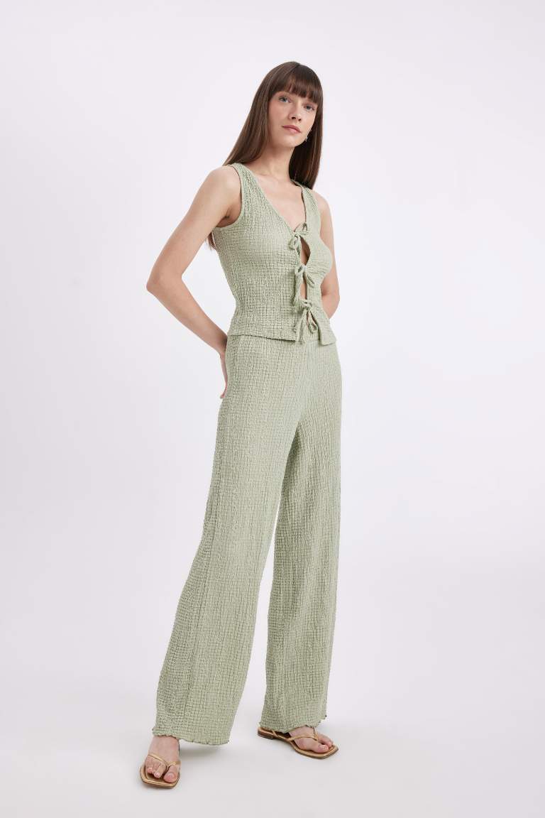 Wide Leg Pleated Pants