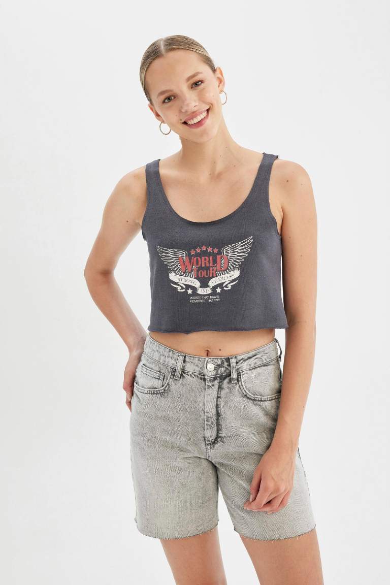 Loose Fit Printed Thick Fabric Crop Top