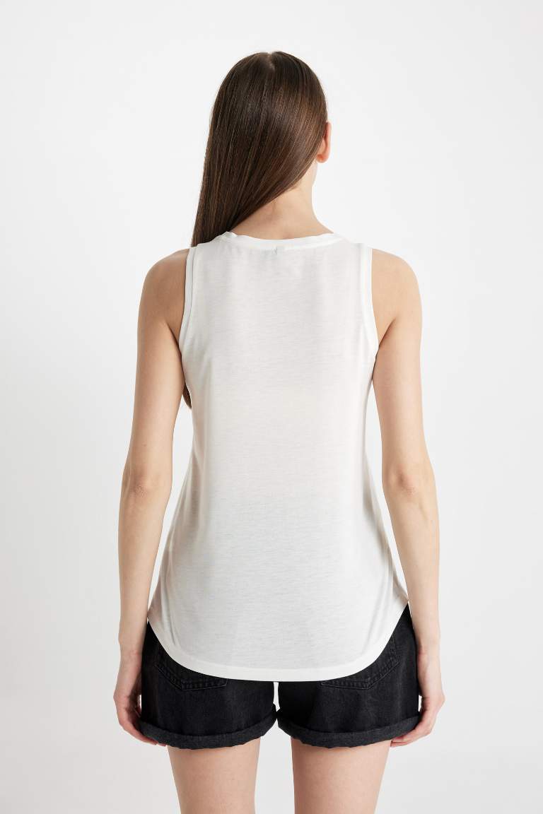 Regular Fit Printed Crew Neck Sleeveless T-Shirt