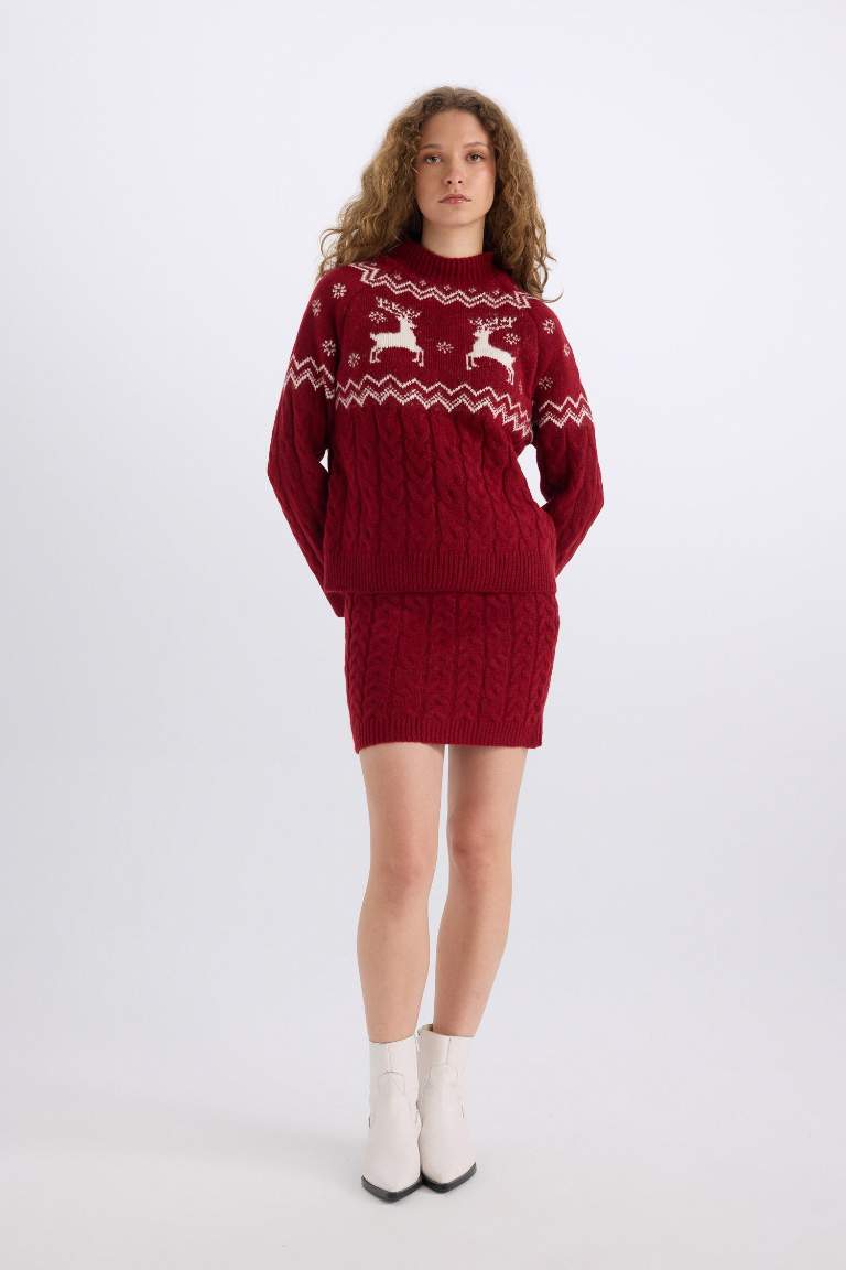 Slim Fit Mini Knit Skirt