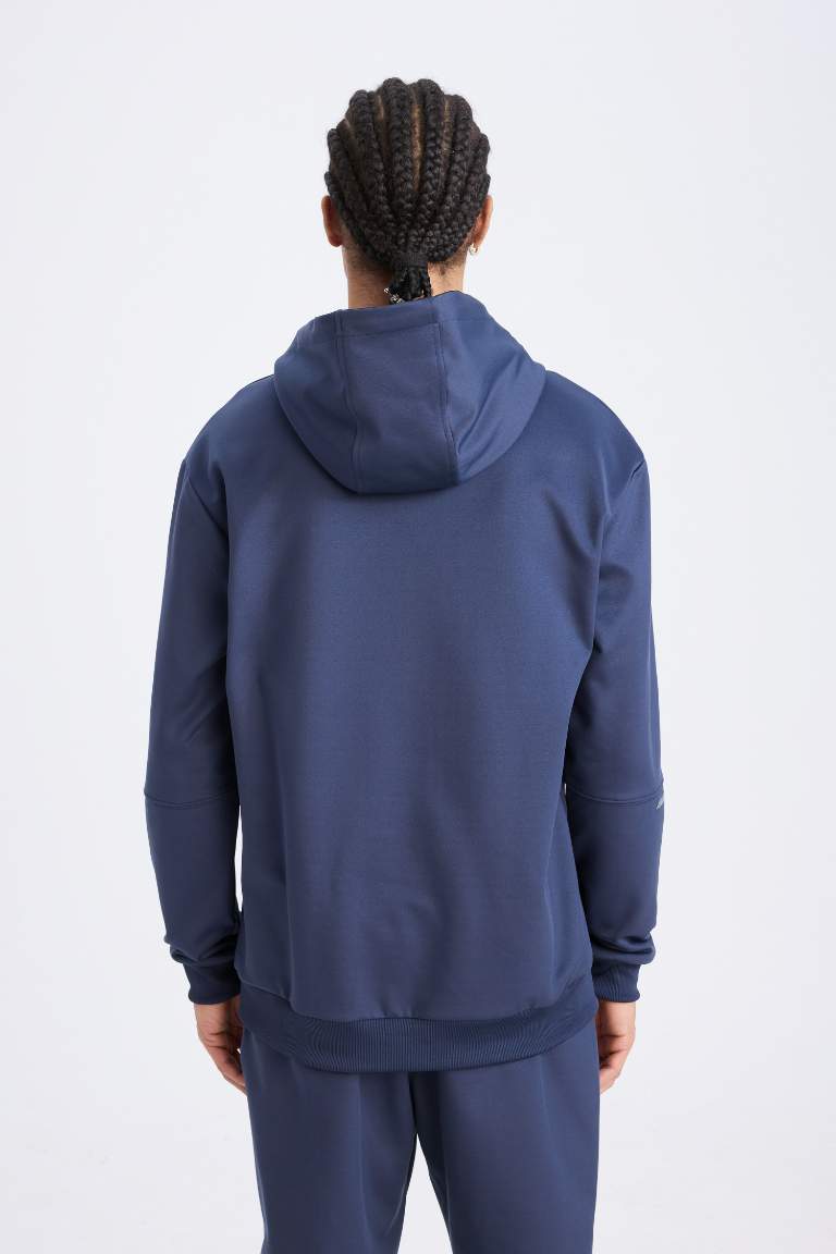 Standard Fit Long Sleeve Sweatshirt