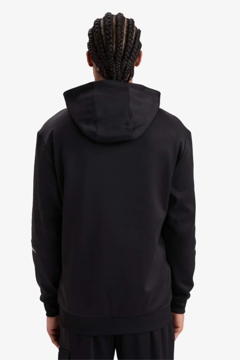DeFactoFit Standart Fit Kapüşonlu Sporcu Sweatshirt