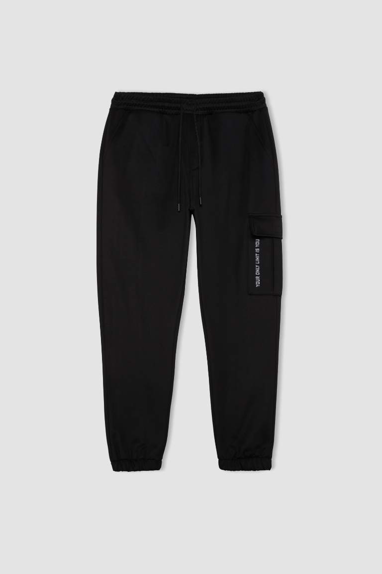 Standard Fit Jogger