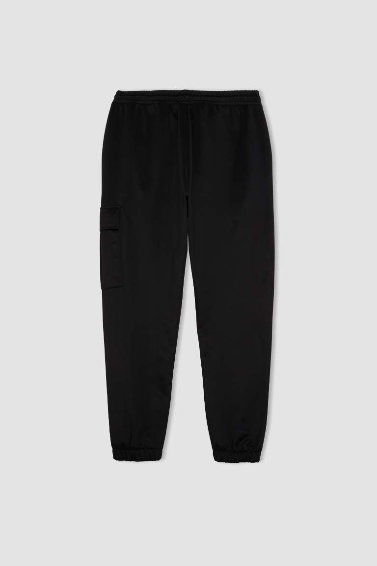 Standard Fit Jogger