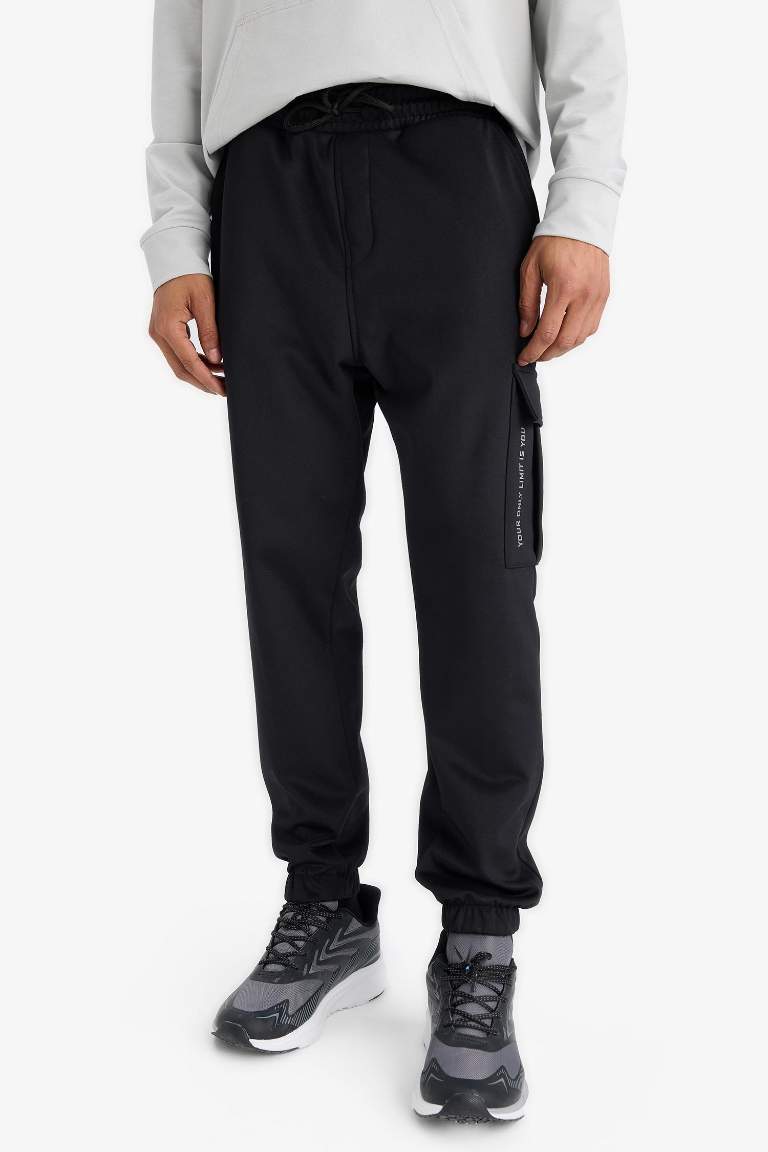 DeFactoFit Sporcu Jogger Eşofman Altı Standart Fit Beli Bağcıklı Üç Cepli