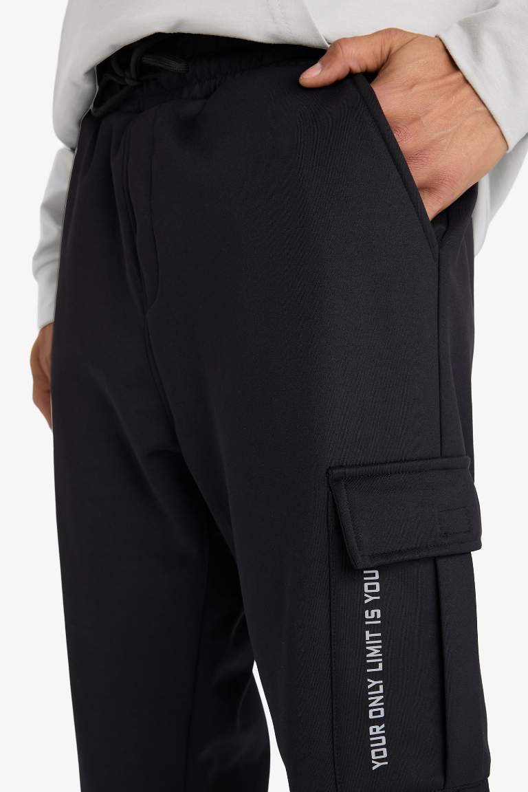 DeFactoFit Sporcu Jogger Eşofman Altı Standart Fit Beli Bağcıklı Üç Cepli