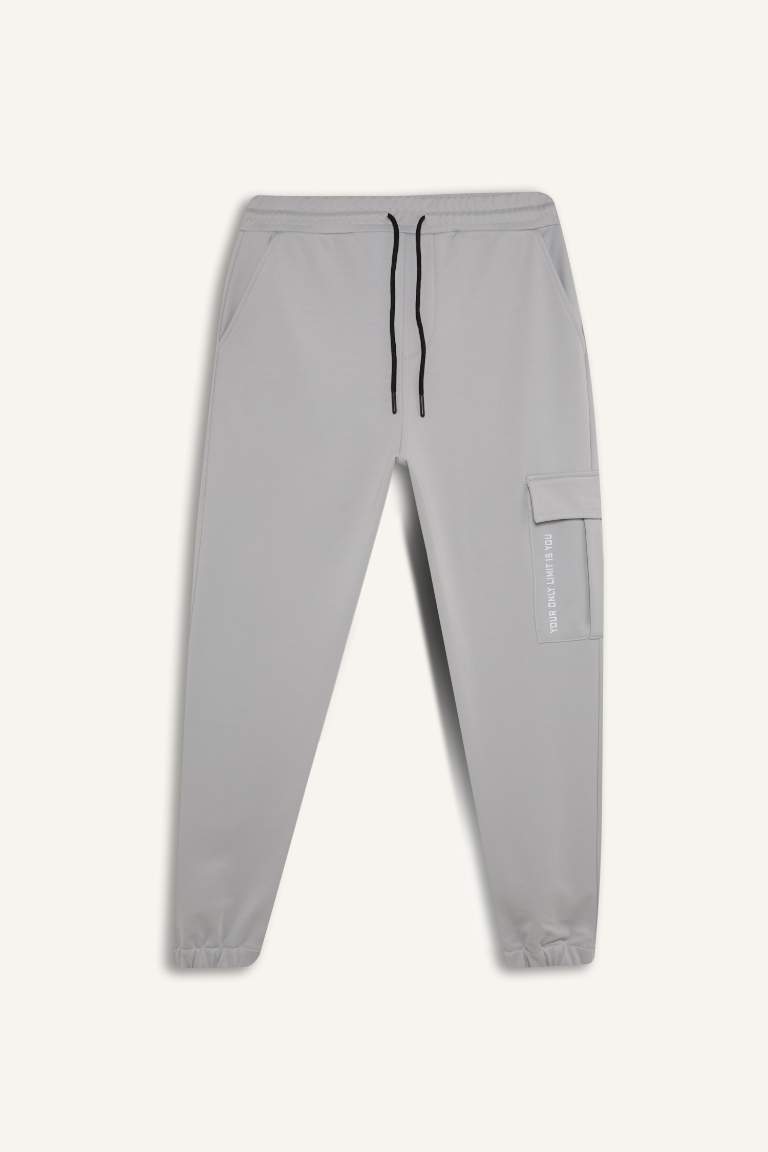 Standard Fit Jogger