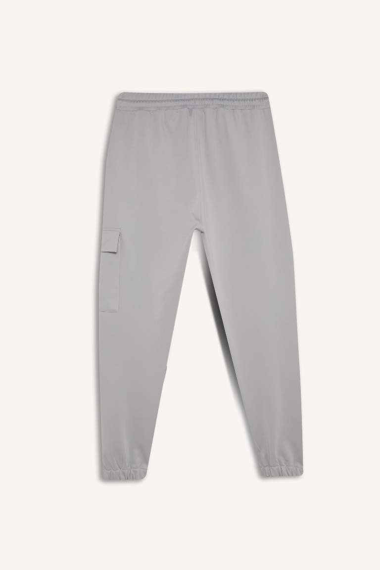 Standard Fit Jogger