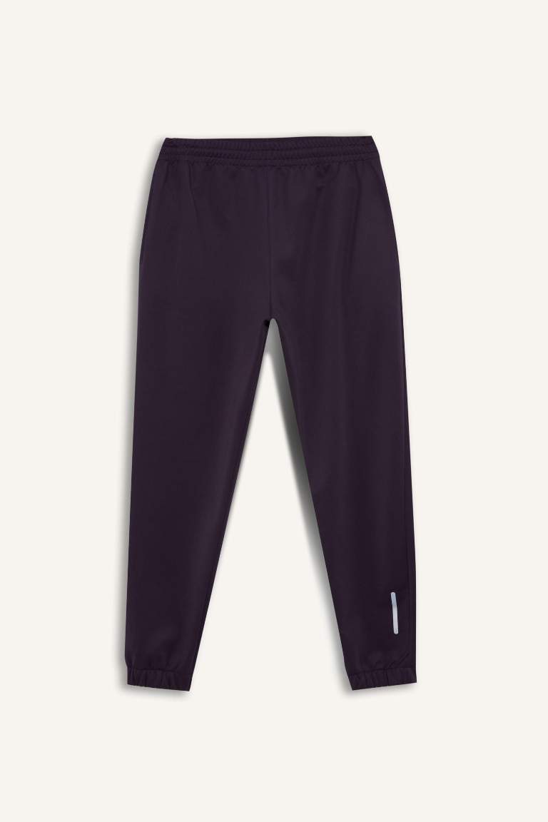 Standard Fit Jogger