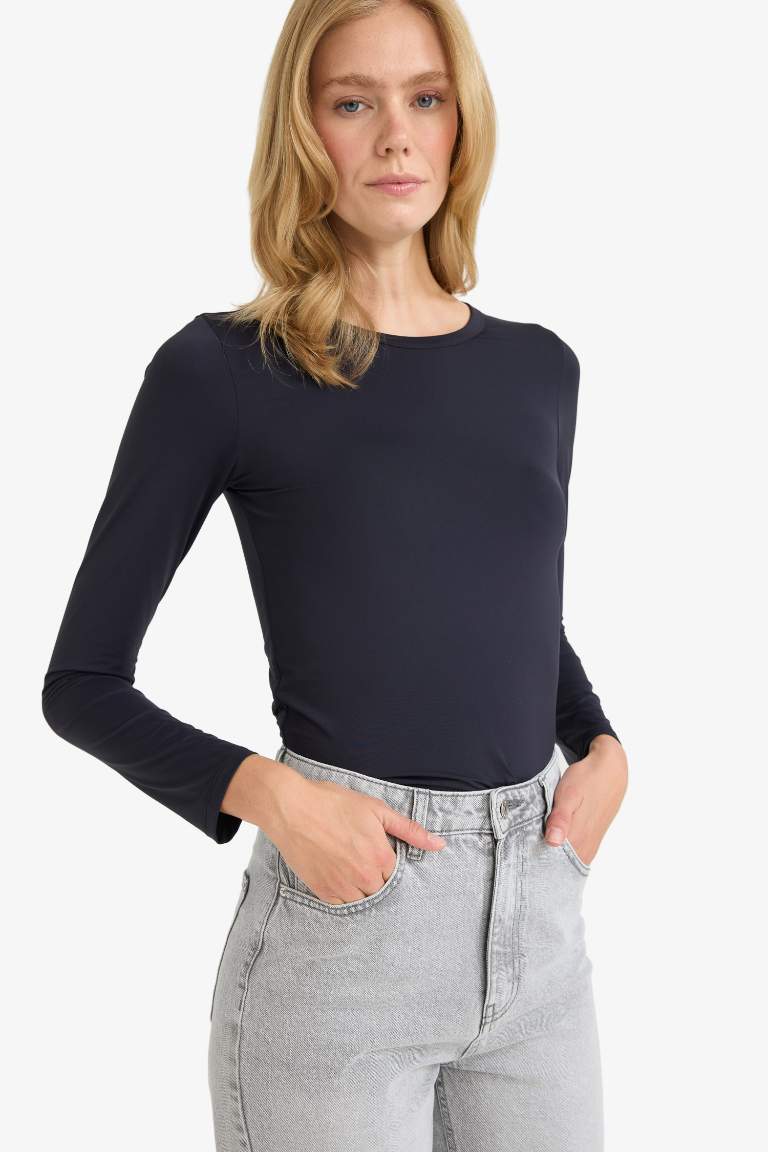 Slim Fit Dar Kesim Bisiklet Yaka Basic Düz Uzun Kollu Tişört