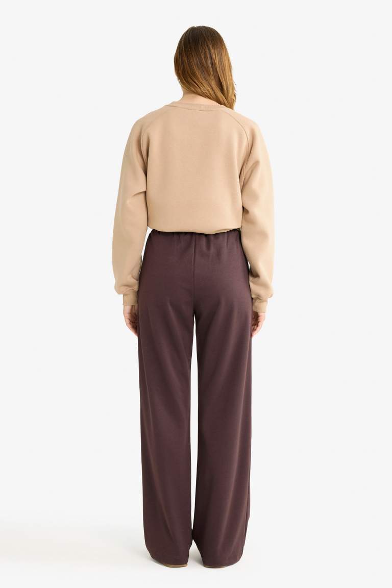 Straight Fit Wide Leg Basic Sweatpants