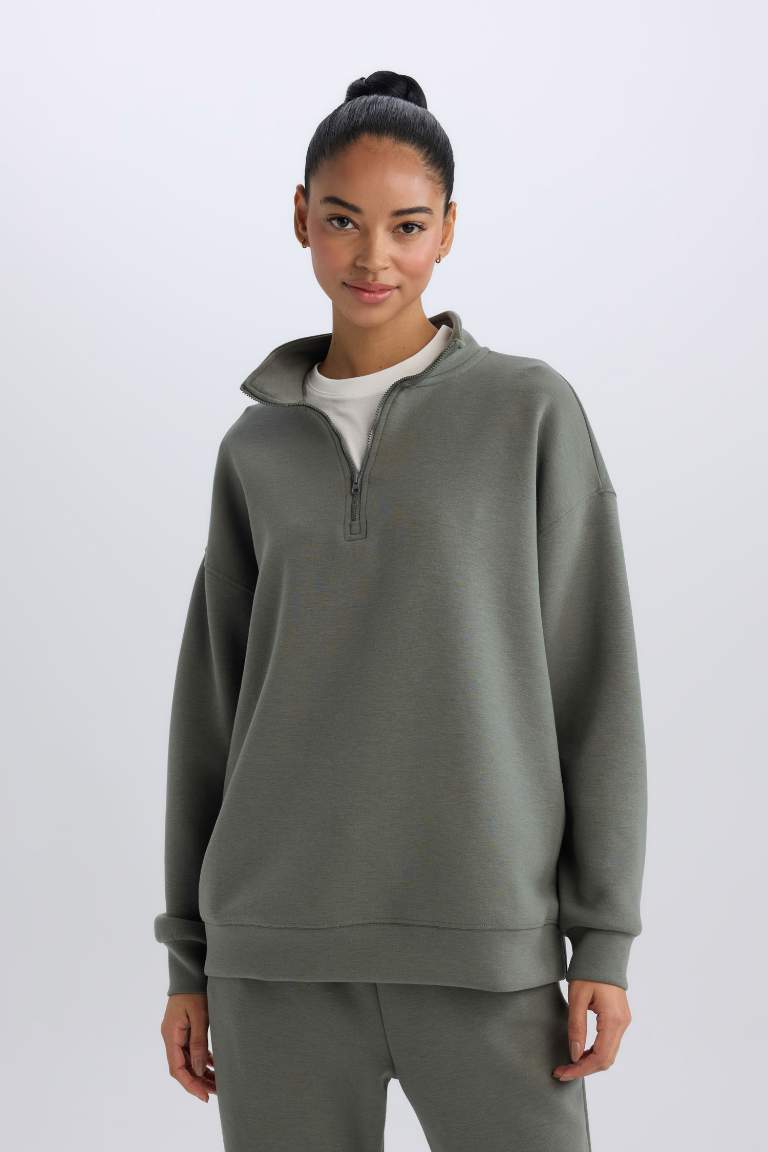 Oversize Fit Long Sleeve Sweatshirt