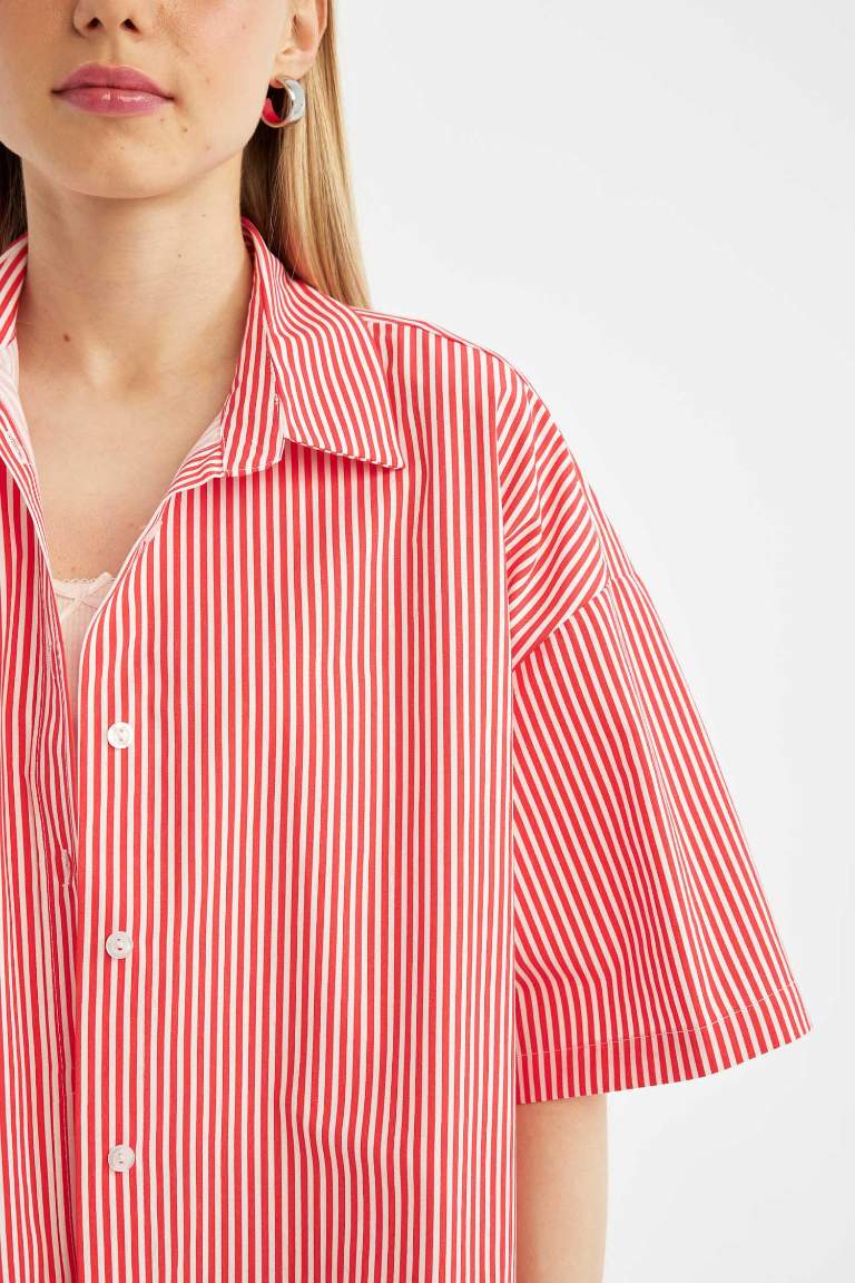 Red WOMAN Oversize Striped Poplin Short Sleeve Shirt 3148892 | DeFacto