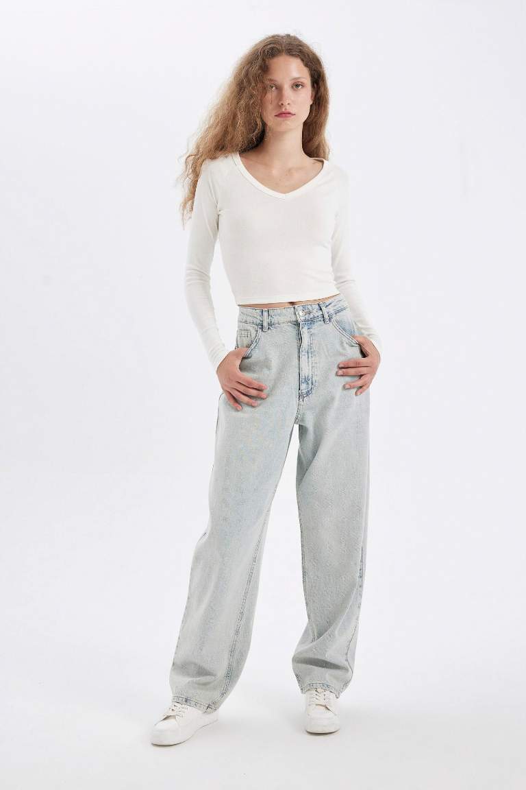 Pantalon Jean Baggy Ample Coupe Ballon Taille Haute et Longueur Cheville