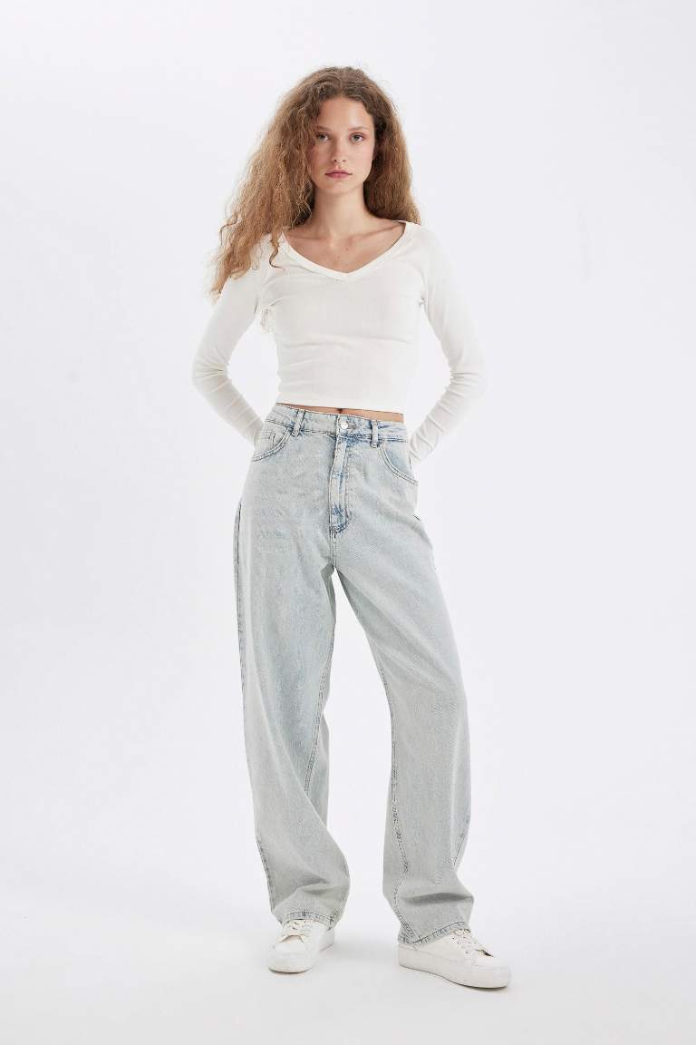 Pantalon Jean Baggy Ample Coupe Ballon Taille Haute et Longueur Cheville