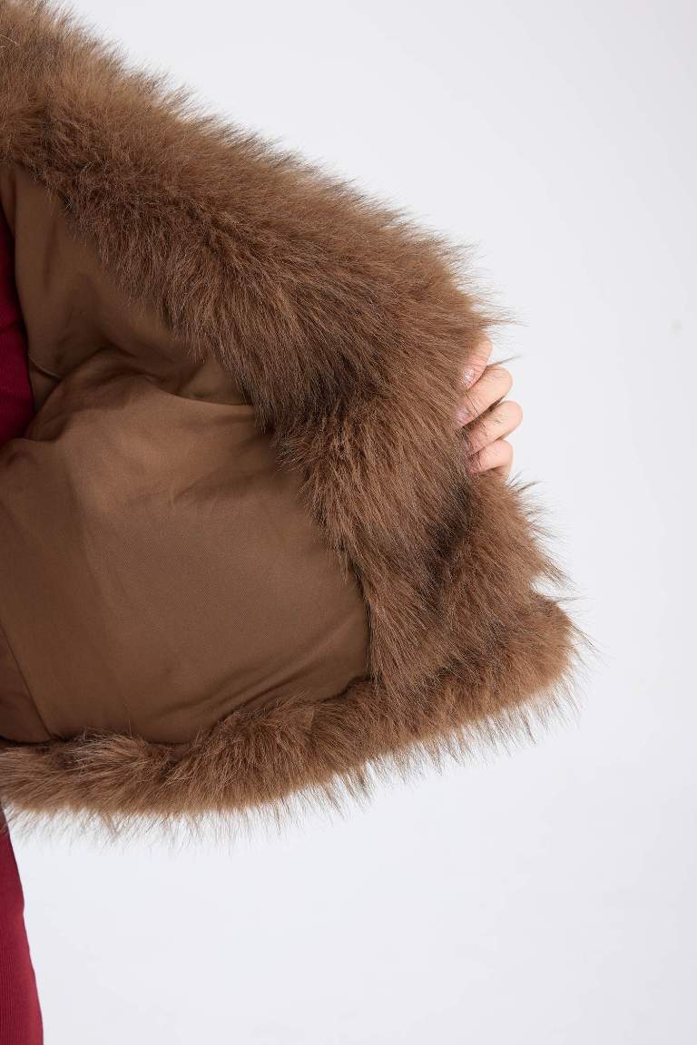 Oversize Geniş Kalıp Ceket Yaka Cepli Çıtçıtlı Suni Kürk Kaban