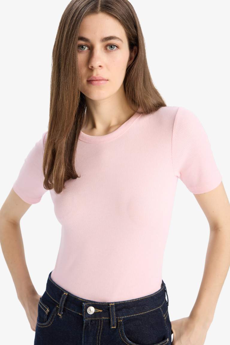 Woman Short Sleeve T-Shirt