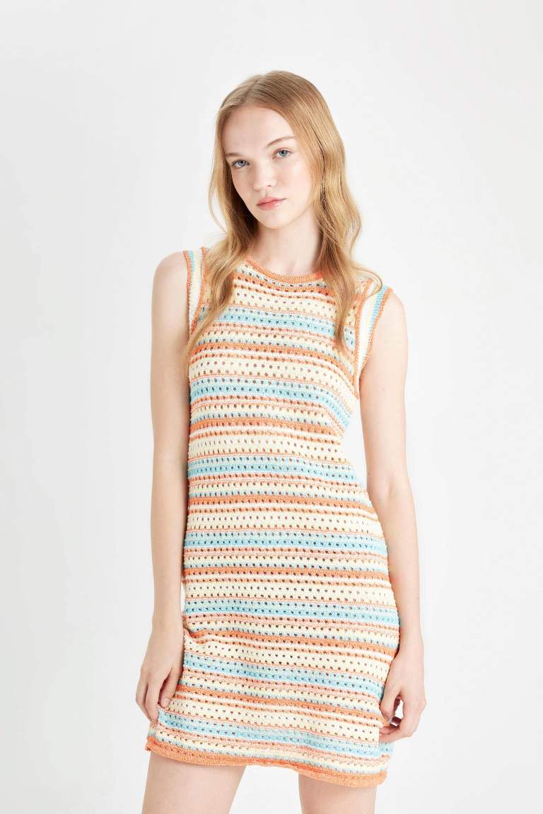 Patterned Crochet Knit Sleeveless Dress