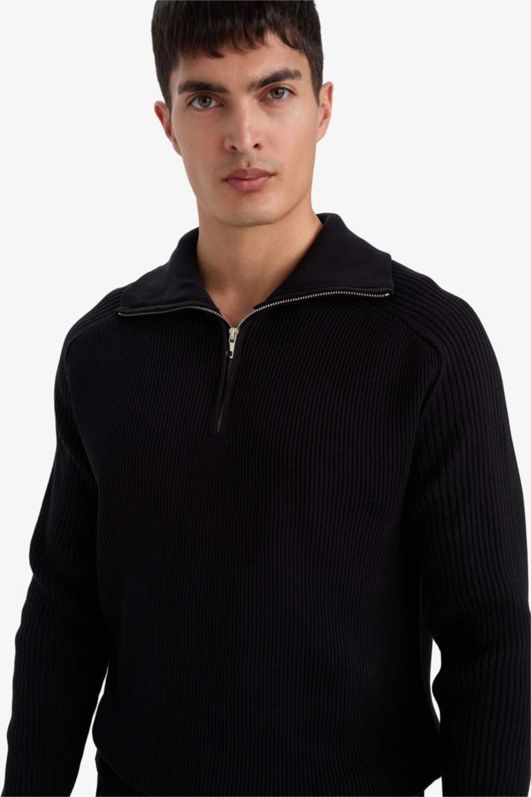 Standart Fit Balıkçı Yaka Yarım Fermuarlı Triko Kazak