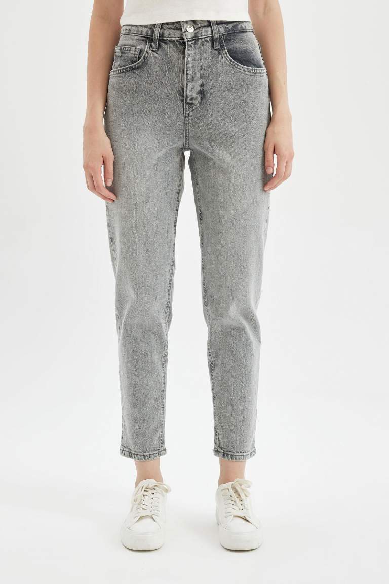 Comfort Mom Fit Relaxed Fit High Waist Ankle Length Washed Jeans