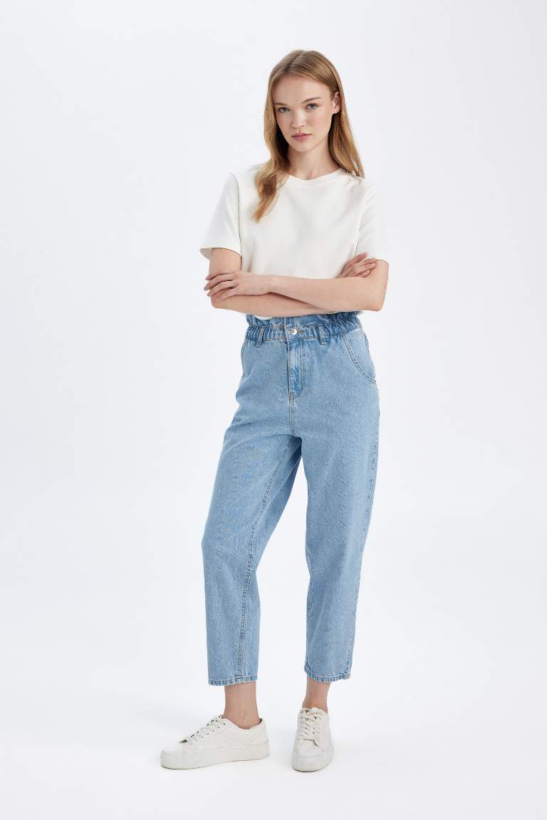 Paperbag High Waist Short Leg Jeans