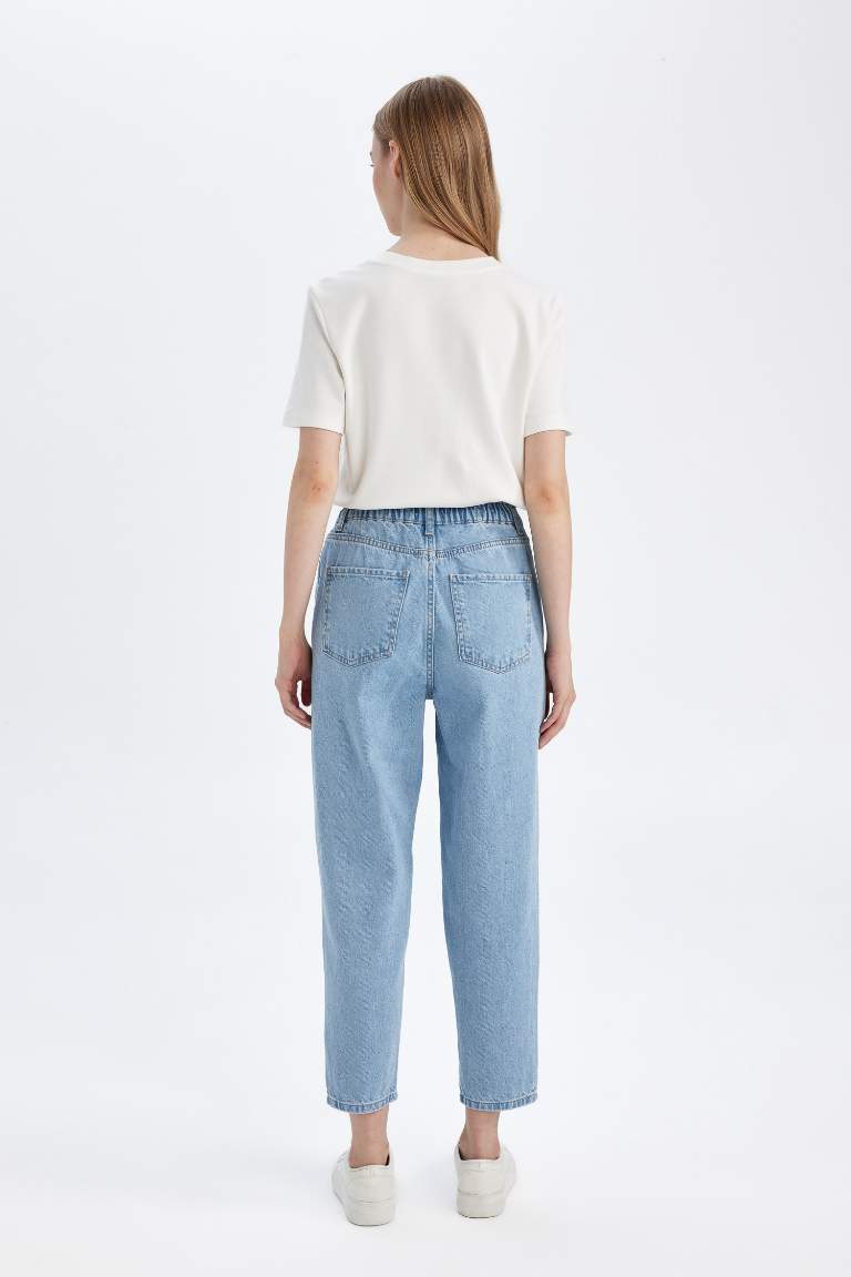 Paperbag High Waist Short Leg Jeans