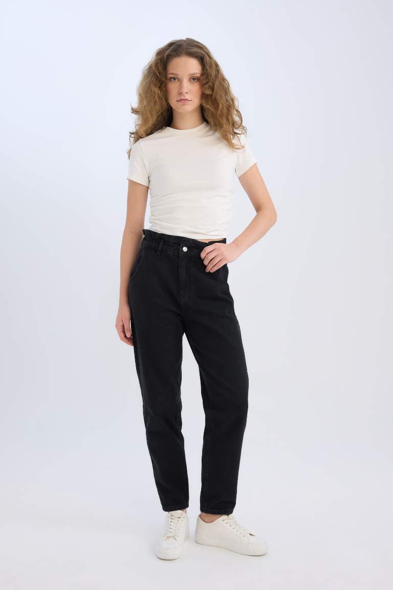 Paperbag Elastic Waist Ankle Length Jeans