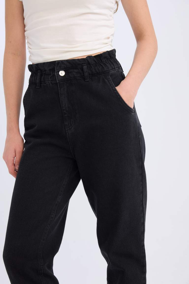 Paperbag Elastic Waist Ankle Length Jeans