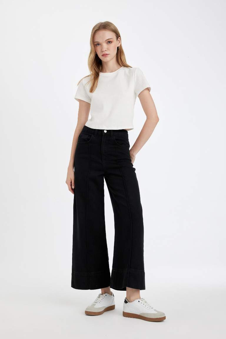 Wide Leg High Waist Crop Jeans