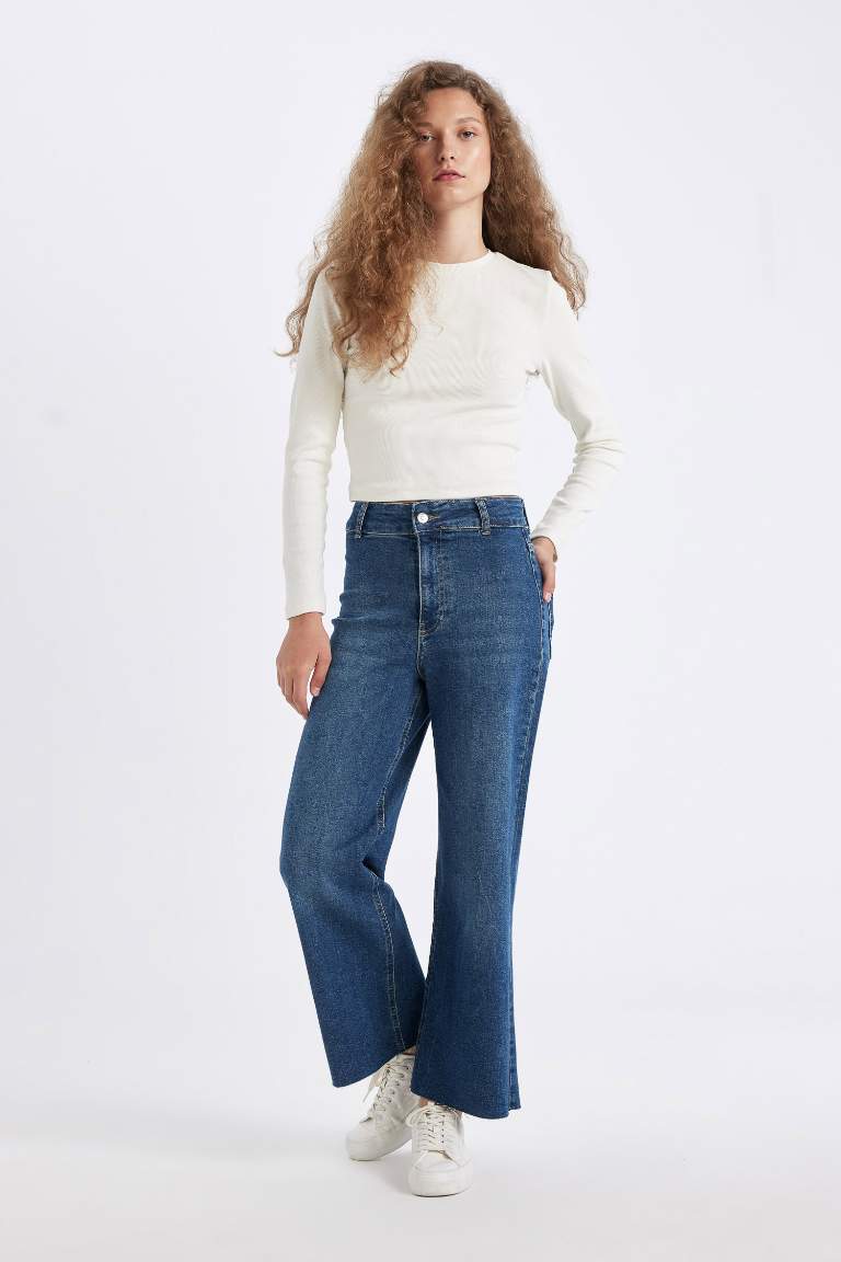 Culotte High Waist Short Leg Washed Jeans