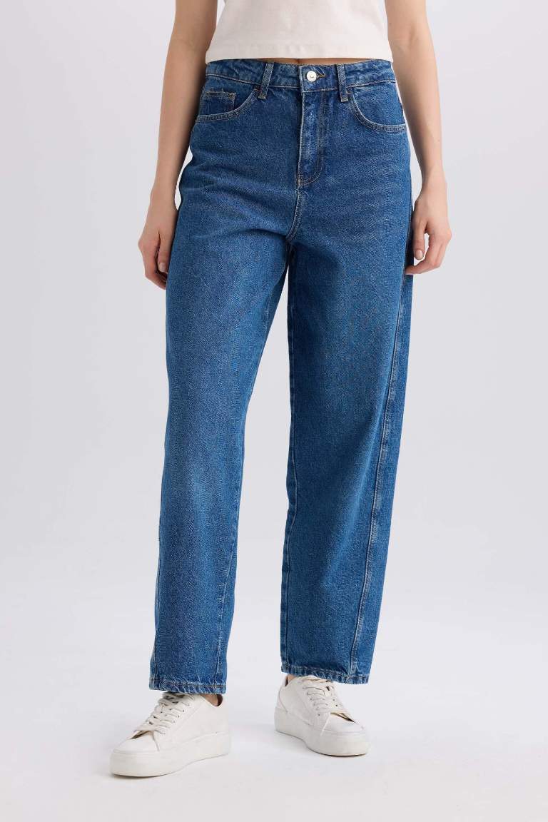 Carrot Fit Yüksek Bel Bilek Boy Jean Yıkamalı Pantolon