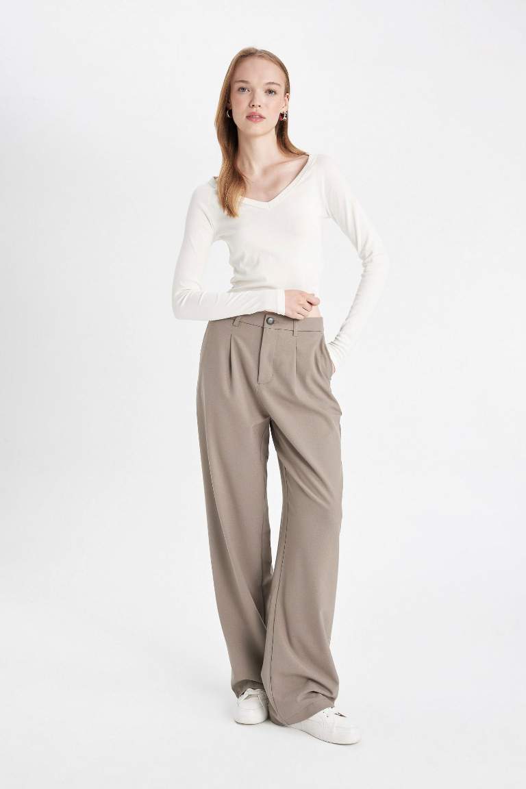 Pantalon Taille haute à jambes larges avec poches