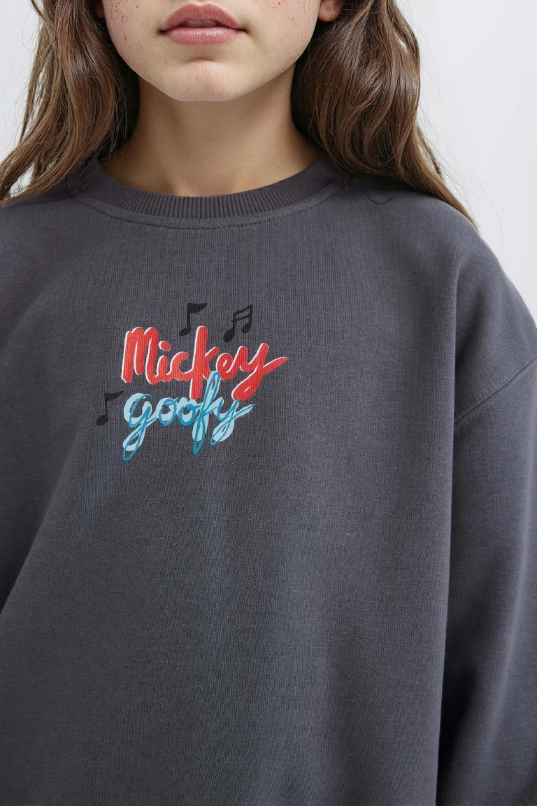 Girl Disney Mickey Mouse &Friends Oversize Fit Back Printed Sweatshirt