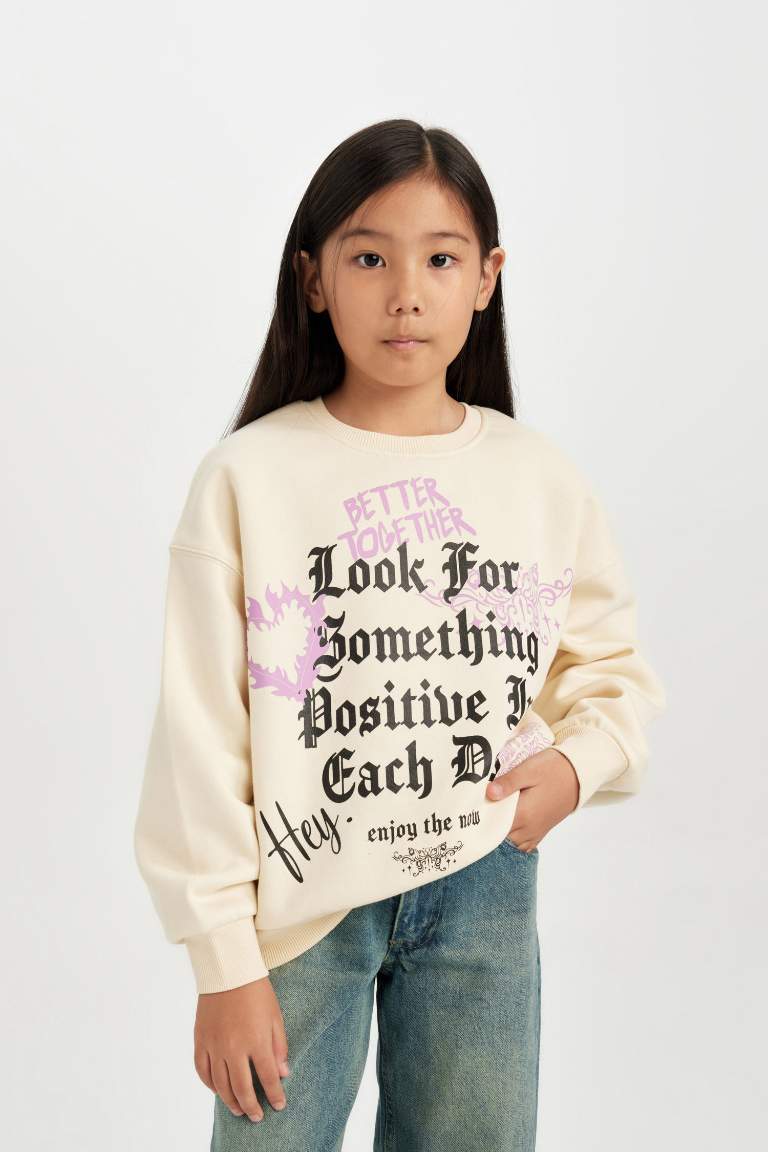 Girl Relax Fit Crew Neck Printed Sweatshirt