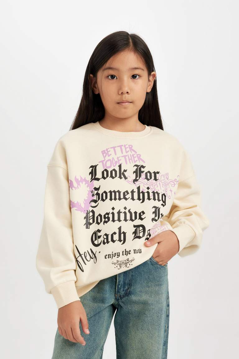 Girl Relax Fit Crew Neck Printed Sweatshirt